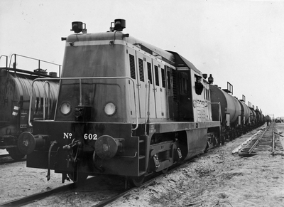 222798 Afbeelding van de diesel-electrische locomotief nr. 602 (ex-War Department USATC, serie 600, later vernummerd ...